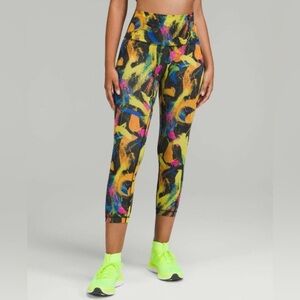 Lululemon Wunder Train High-Rise Crop 23" in Undertone Black Multi women’s 6